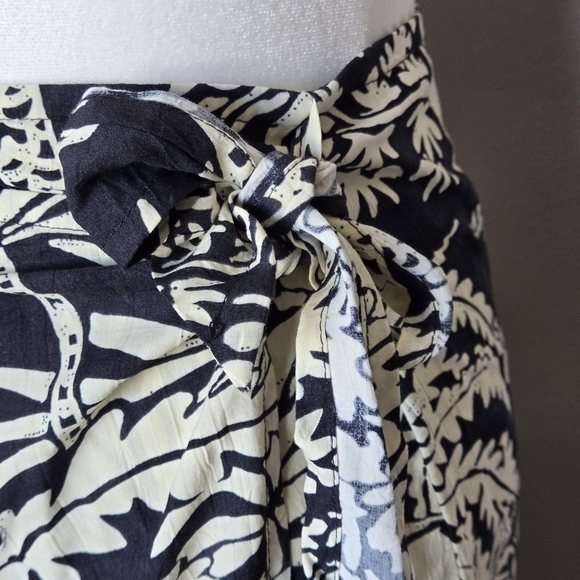 Jams World Y2K 90s Vintage Tropical Black and Cream Midi Wrap Skirt USA Size L - Picture 4 of 9